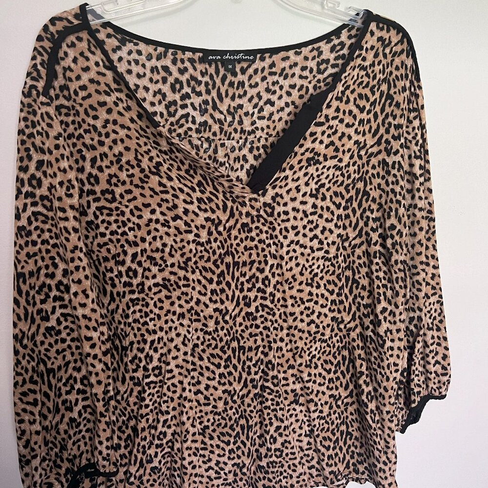 Women's Top